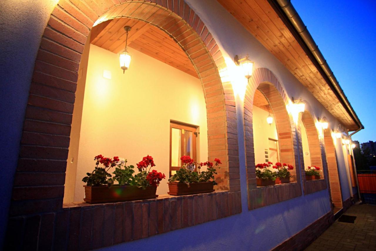 Pizza Tábor Apartman Miskolc Kültér fotó