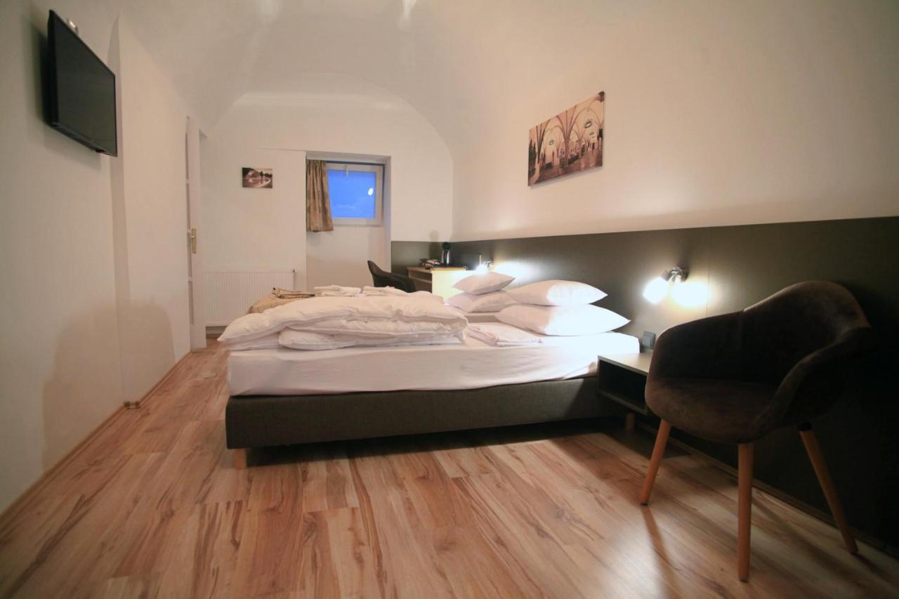 Pizza Tábor Apartman Miskolc Kültér fotó